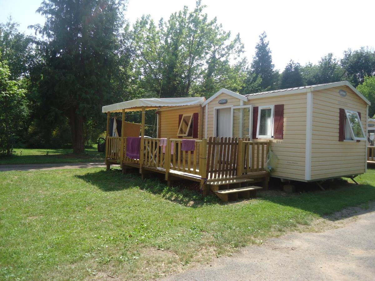 Camping Paradis Le Rocher De La Granelle Le Bugue Exteriér fotografie
